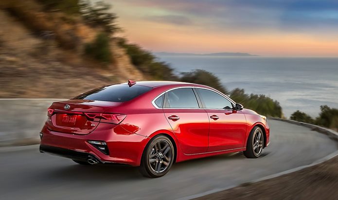 kia cerato 2019 traseira