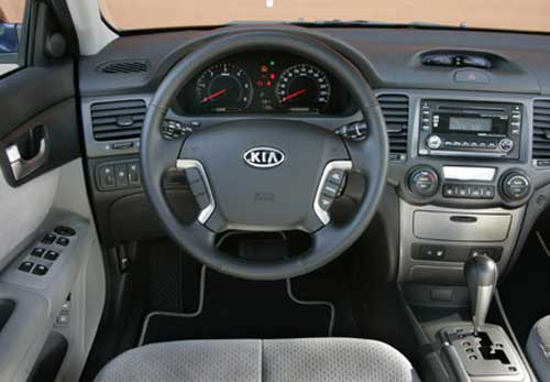 interior kia magentis