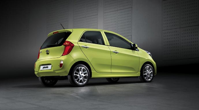 novo kia picanto 2012 traseira