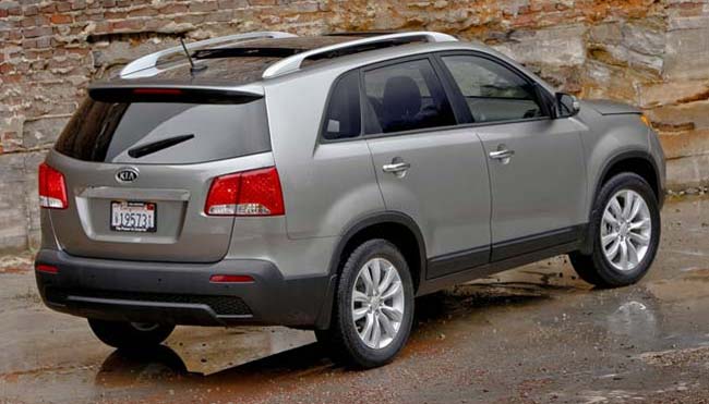 kia sorento 2011 traseira