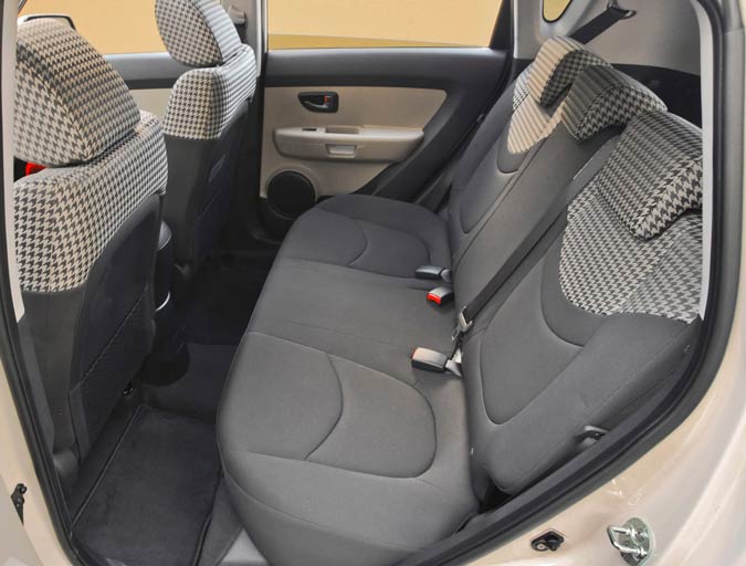 kia soul interior parte traseira