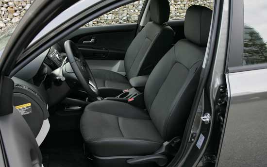 interior kia ceed 2010 