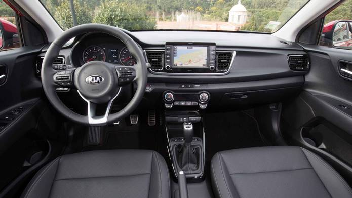 novo kia rio interior painel