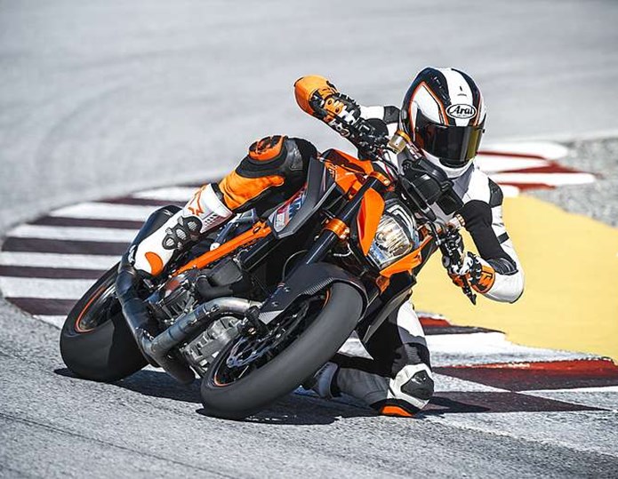 ktm 1290 super duke r 2015