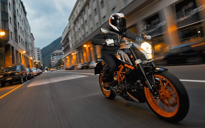 ktm 390 duke 