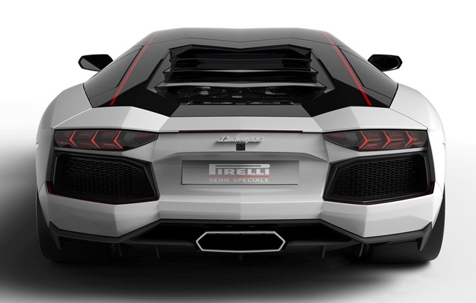 lamborghini aventador lp700-4 pirelli edition