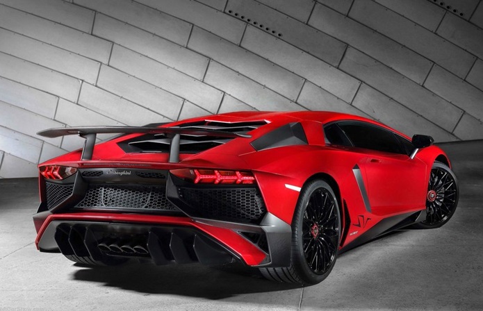 lamborghini aventador sv