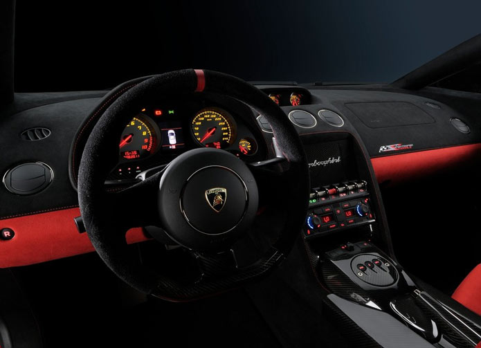 interior gallardo lp570-4 super trofeo stradale