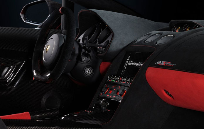 lamborghini gallardo lp 570-4 super trofeo stradale interior painel