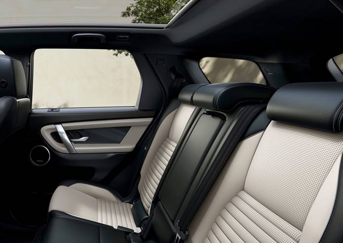 discovery sport 2020 interior banco traseiro