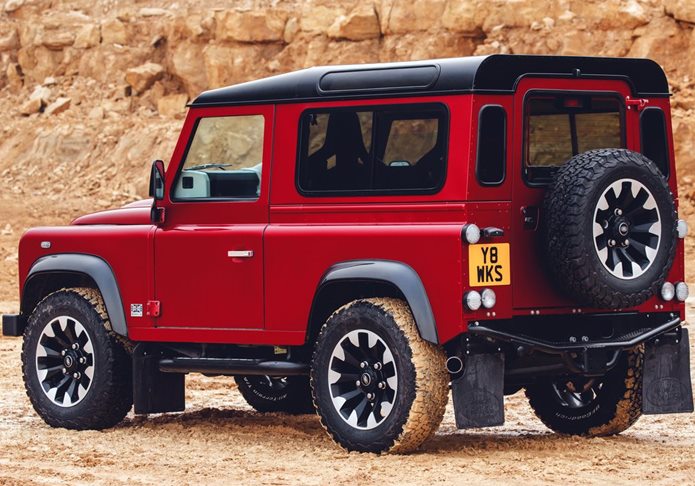 land rover defender works v8 2018