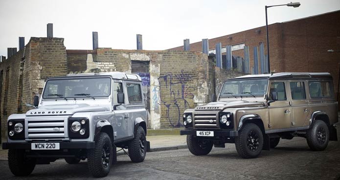 land rover defender 2011