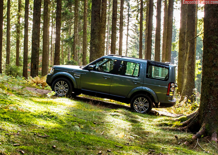 novo land rover discovery 2015