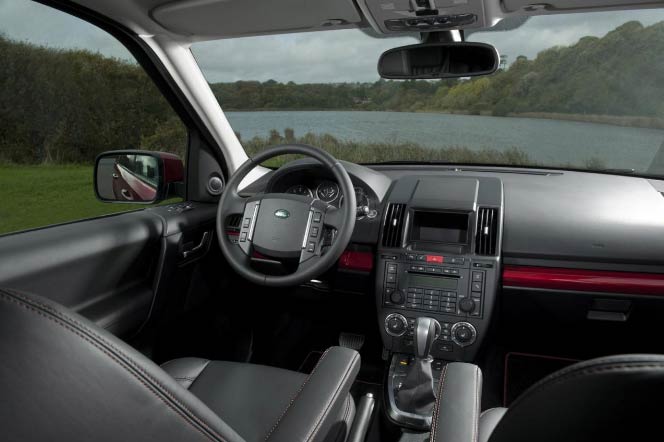 land rover freelander sport limited edition 2011 interior painel