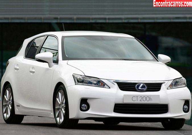 novo lexus ct 200h