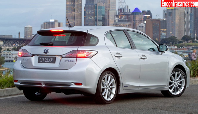 lexus ct 200h 2013