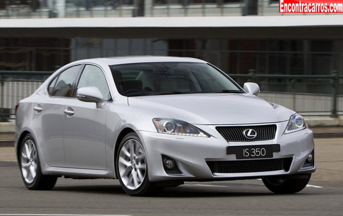 lexus is 2012