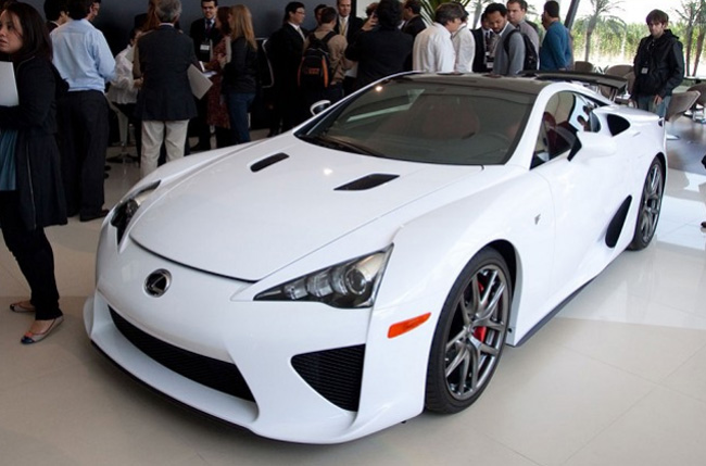 lexus lfa 2013