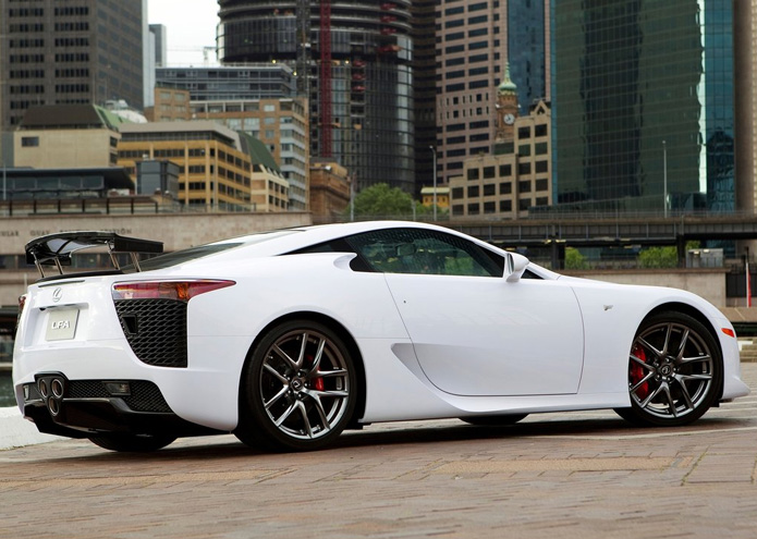 lexus lfa 2013