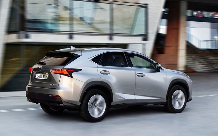 lexus nx200t