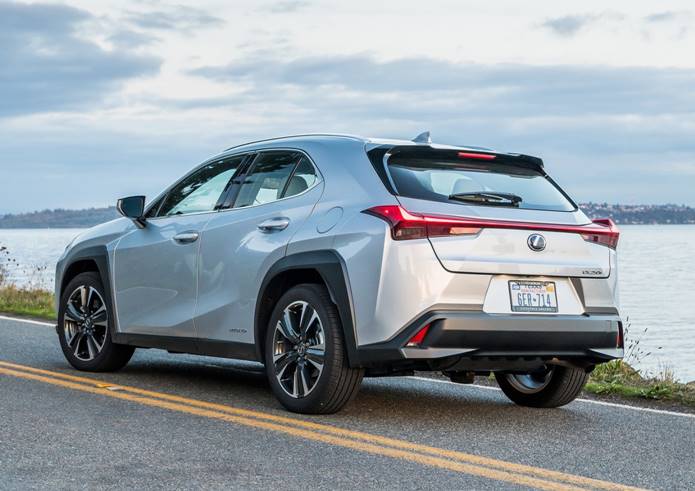 lexus ux 250h traseira