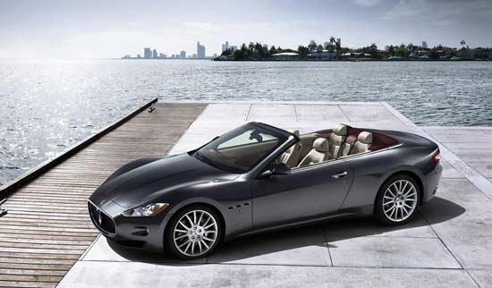 2010 maserati grancabrio