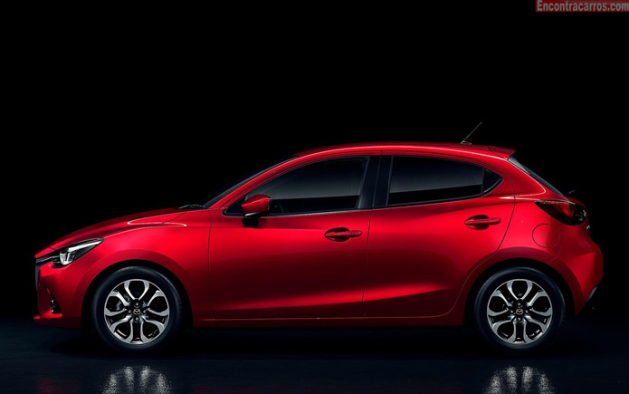 mazda 2 2015