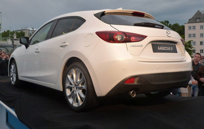 mazda 3 2014 traseira - rear view