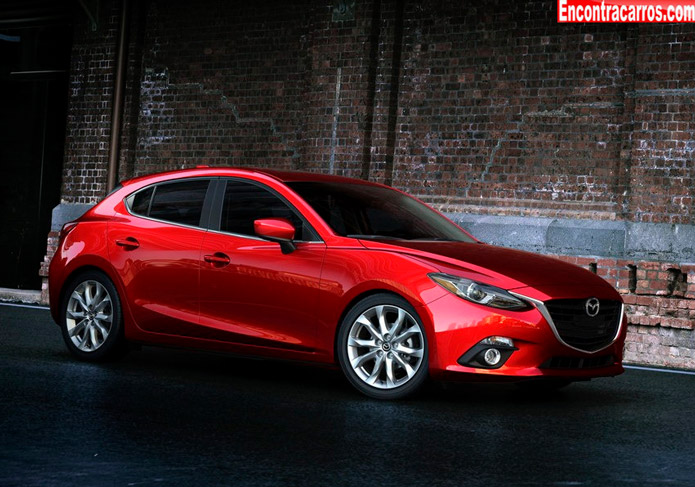 novo mazda 3 traseira