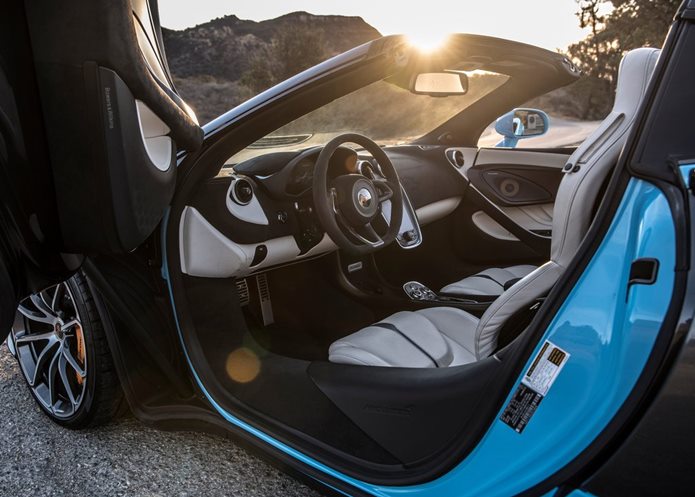 mclaren 570s spider interior