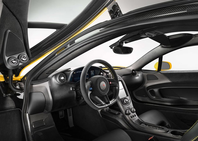 mclaren p1 interior