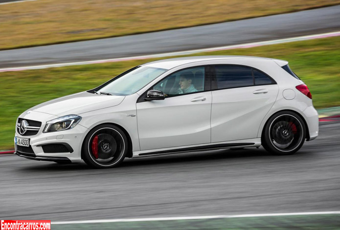 mercedes a45 amg 2013 2014 traseira