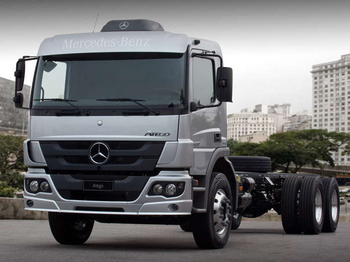 mercedes atego 2012