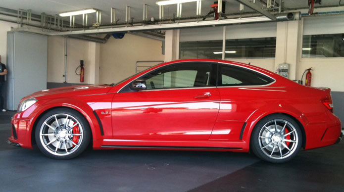 mercedes c63 amg black series 2011