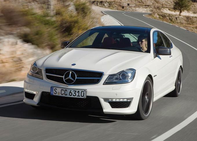 mercedes c63 amg coupe 2012