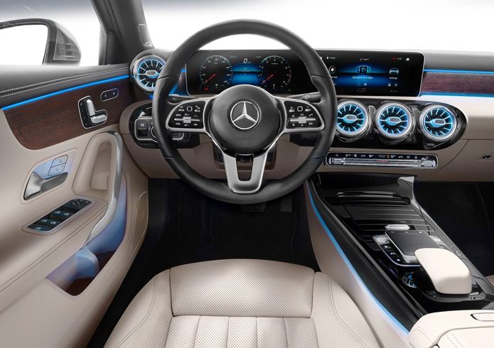 mercedes classe a sedan interior painel