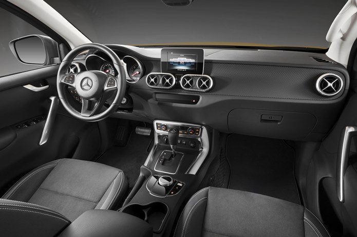 mercedes classe x interior versão progressiv