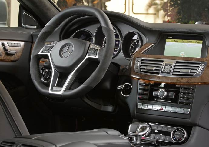 mercedes cls 63 amg 2012 interior painel
