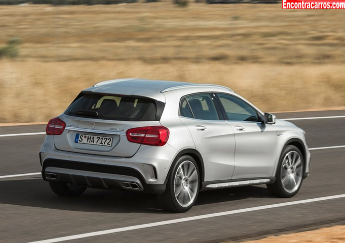 mercedes gla45 amg 2015