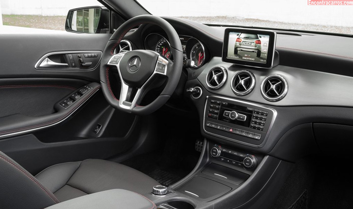 mercedes gla interior painel