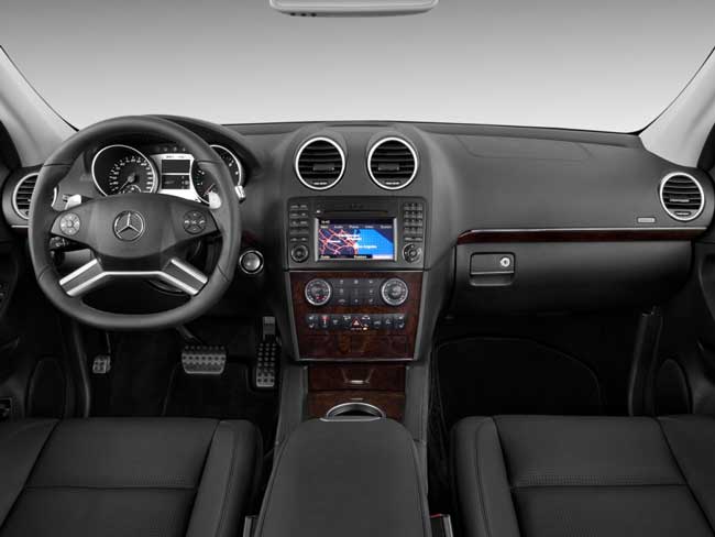 interior mercedes ml 63 amg 2011