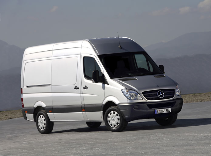 Nova Mercedes Sprinter 2012 começa a ser produzida na