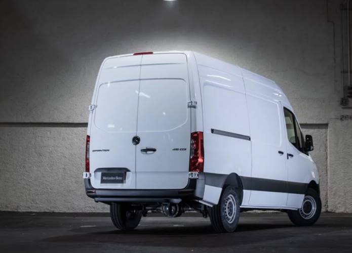 mercedes sprinter 2021 traseira