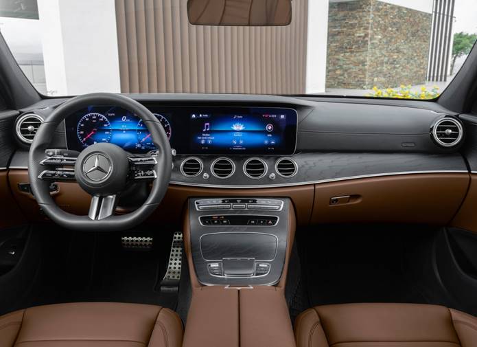 novo mercedes classe e 2021 interior painel