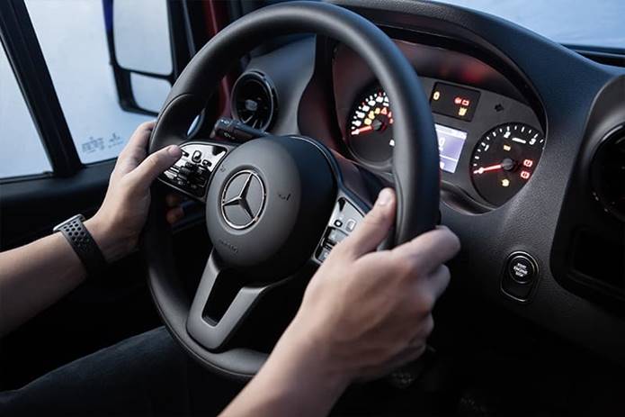 nova mercedes sprinter 2020 volante multifuncional