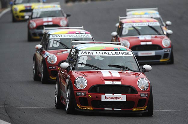 mini challenge interlagos brasil 2010