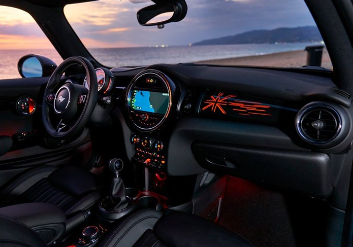 mini cooper 2019 interior