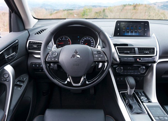 mitsubishi eclipse cross interior