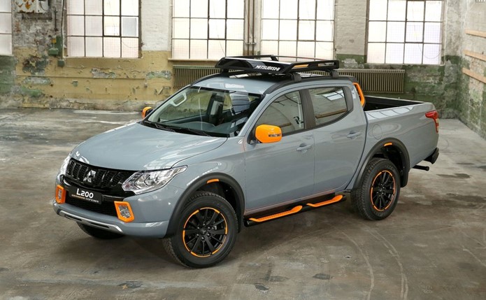 mitsubishi l200 geoseek concept interior