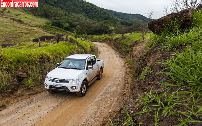 mitsubishi l200 linha 2014